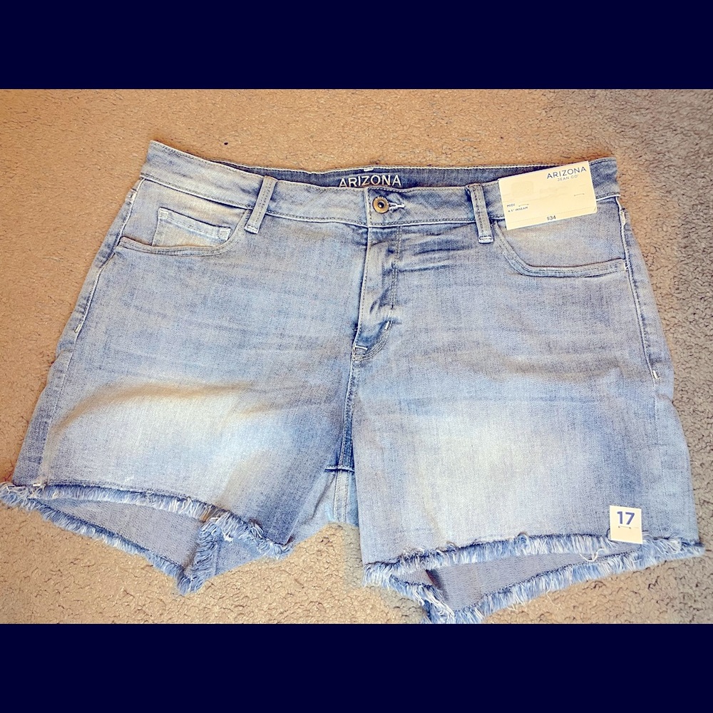 New with tags plus size jean shorts